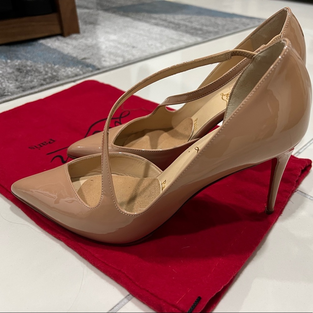 Christian Louboutin like new worn twice size 7.5 in patent beige look amazing.